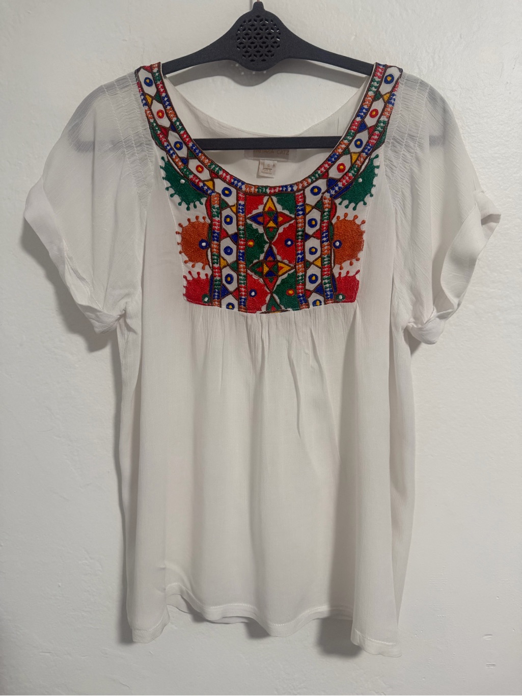 Tamara Catz White Embroidered Rayon Peasant Boho Blouse Top Size Small